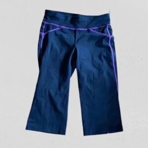 Actra Black Capri Leggings with Purple Trim Size M